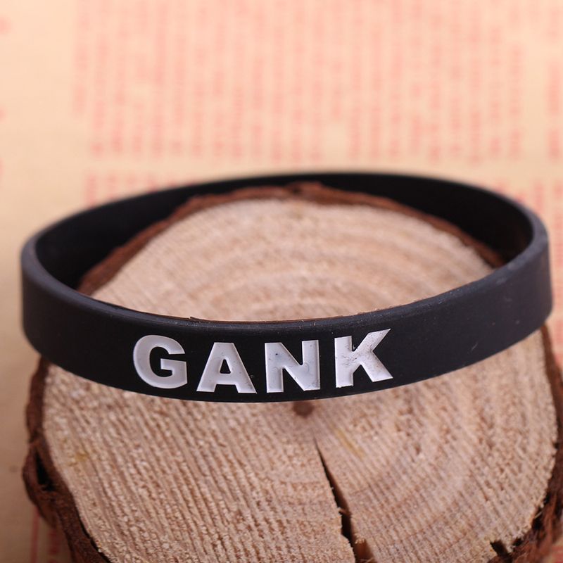 Bracelet: Support Solo Carry Gank